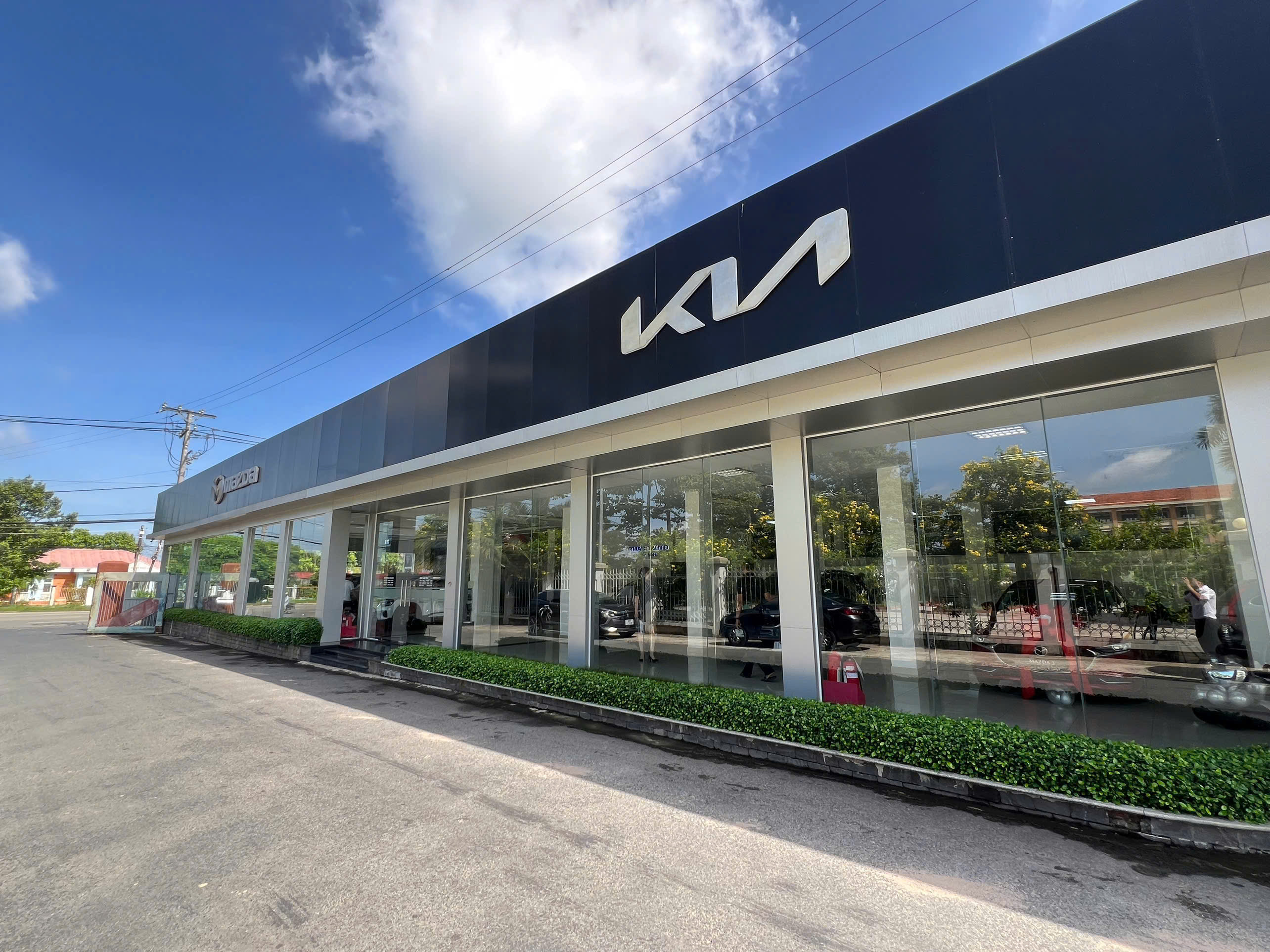 KIA - MAZDA - PEUGEOT TÂY NINH